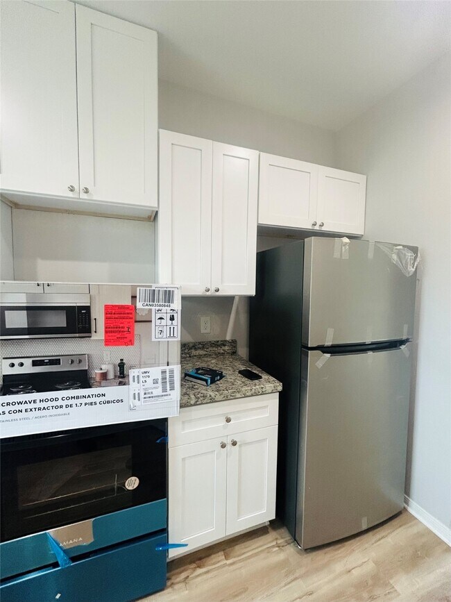 Building Photo - 1318 Stowell