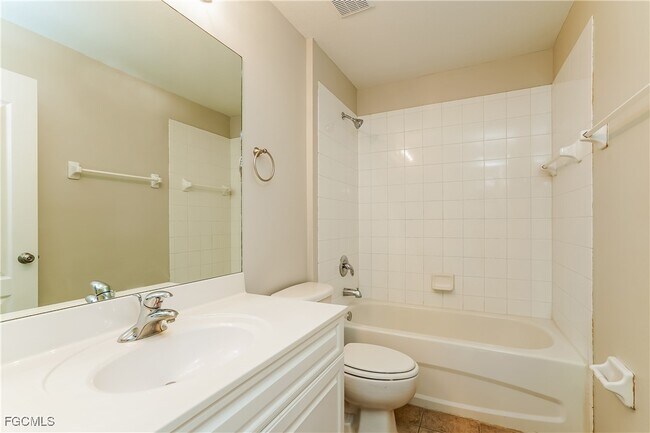 Building Photo - 109 Ocean Park Dr