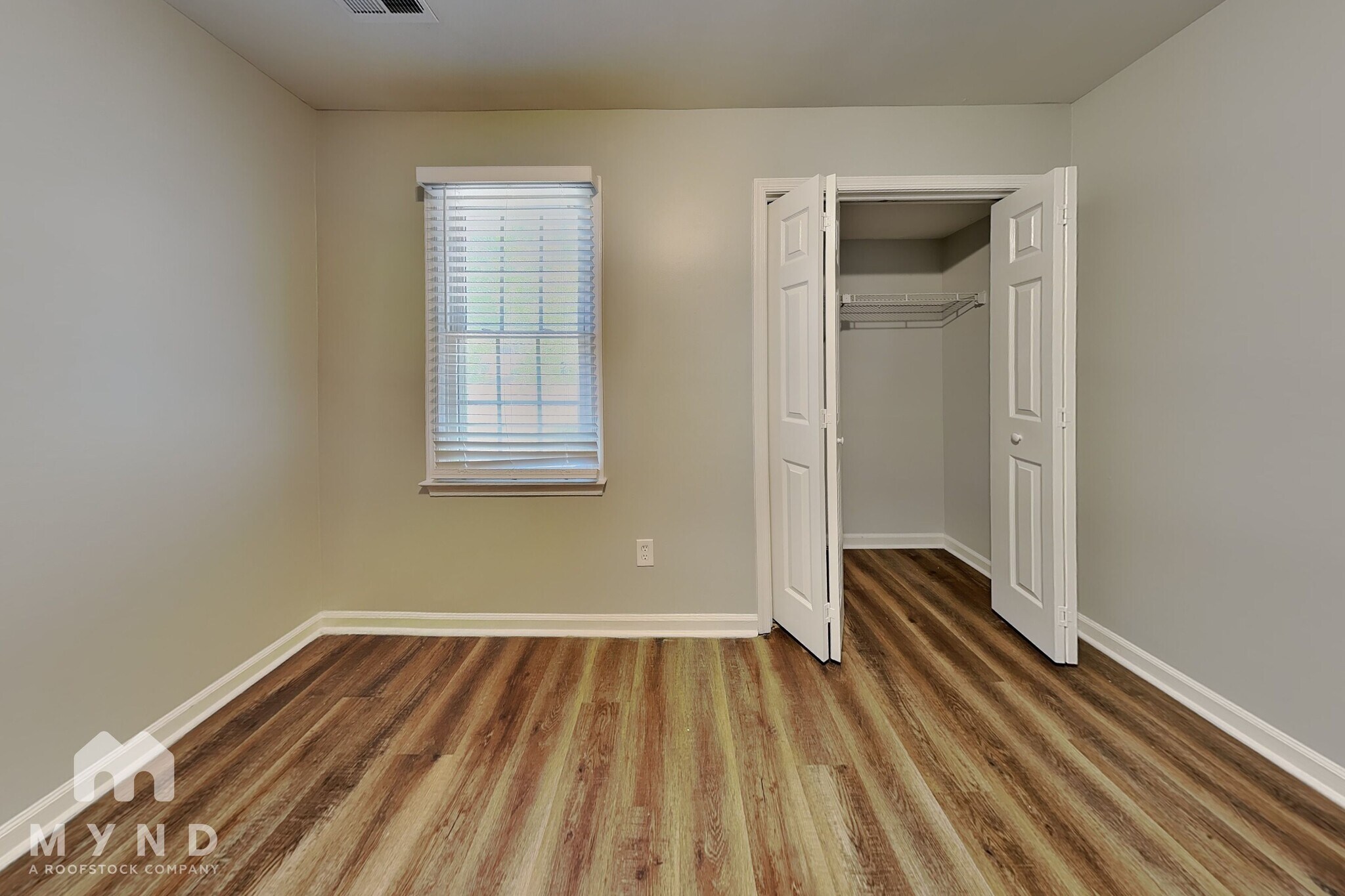 Building Photo - 409 Crosspine Dr