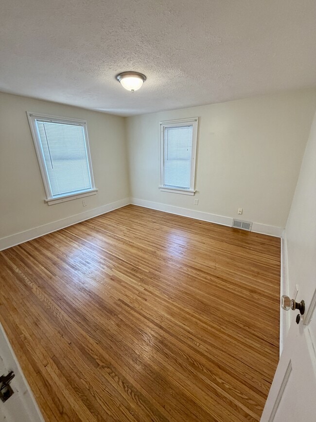 Building Photo - 41 Mildorf St