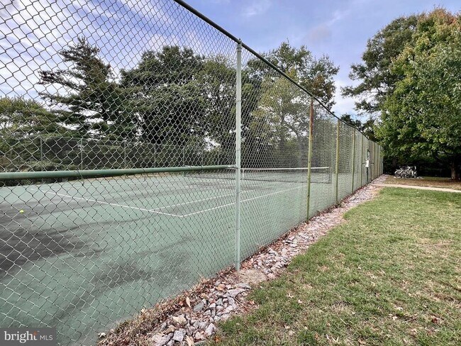 Building Photo - 118 Roberts Ln