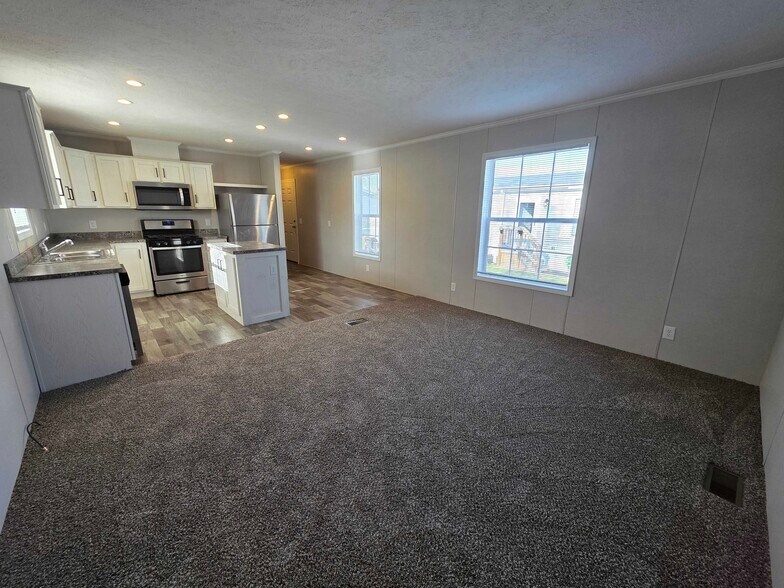 Building Photo - 3730 Birch St