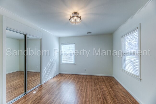 Building Photo - For Lease | Tulsa | Available Now!