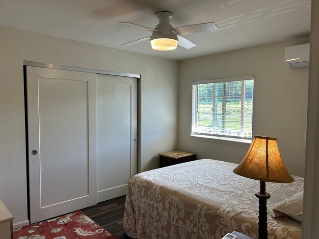 Building Photo - Pailolo Place Furnished One Bedroom