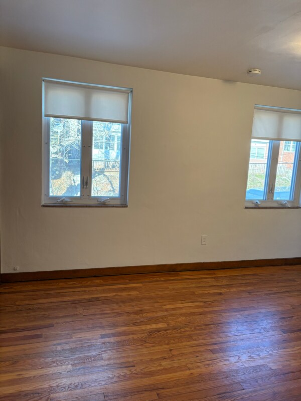 Building Photo - 6318 Glenview Pl