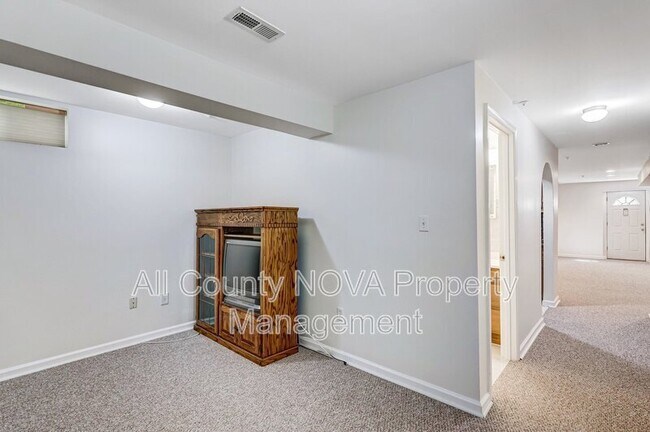 Building Photo - 8308 Deerstill Way