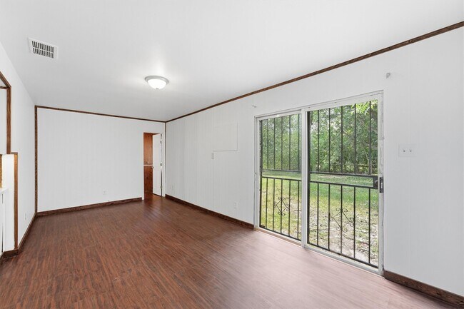 Building Photo - 5326 Wenda St