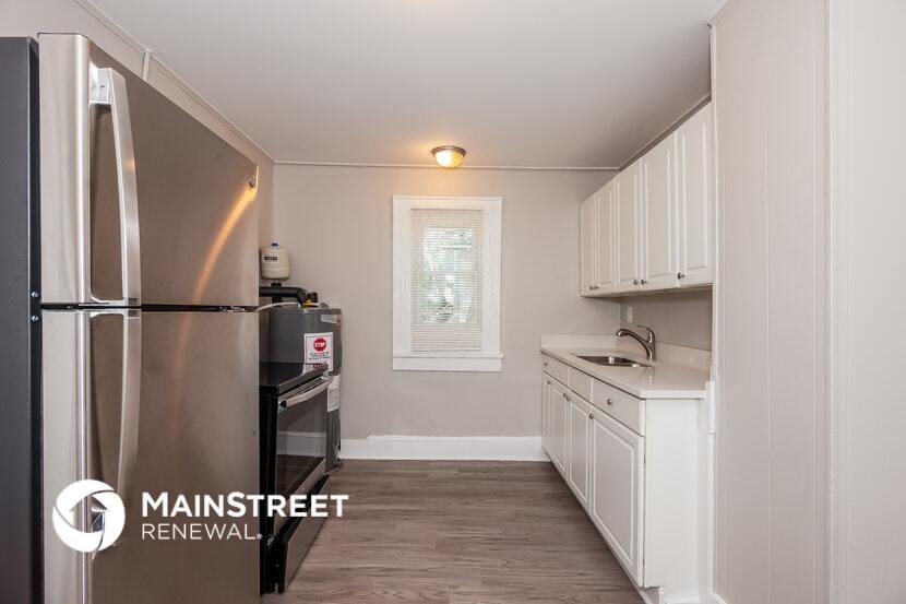 Building Photo - 2208 Camp Greene St