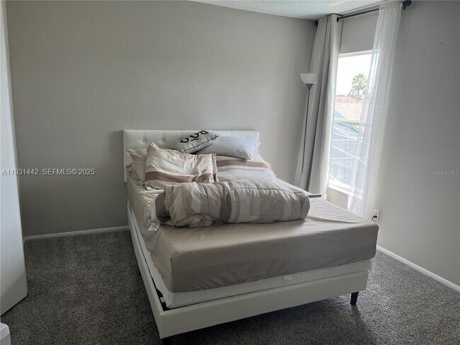 Building Photo - 189 Emeraldview Ave