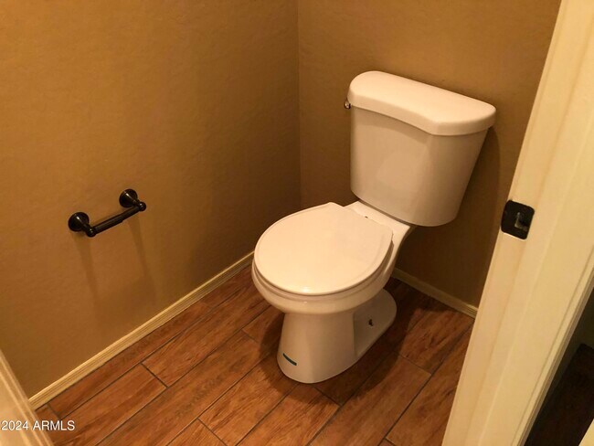 Building Photo - 12399 W Roberta Ln