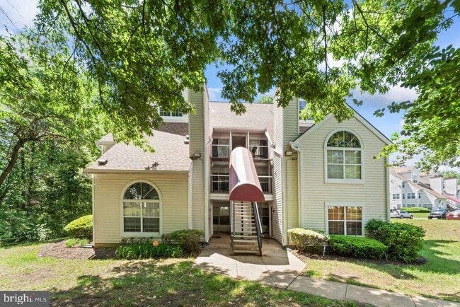 Primary Photo - 1013 Fallcrest Ct
