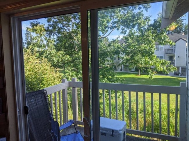 Building Photo - 2 Bedroom 1 Bath Condo in Cordata Area!