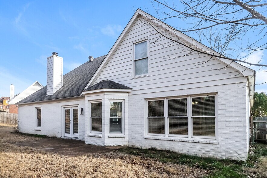 Building Photo - 8690 Sandy Hill Cove E