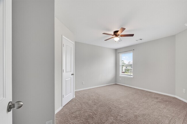 Building Photo - 25048 Adams Canyon Dr