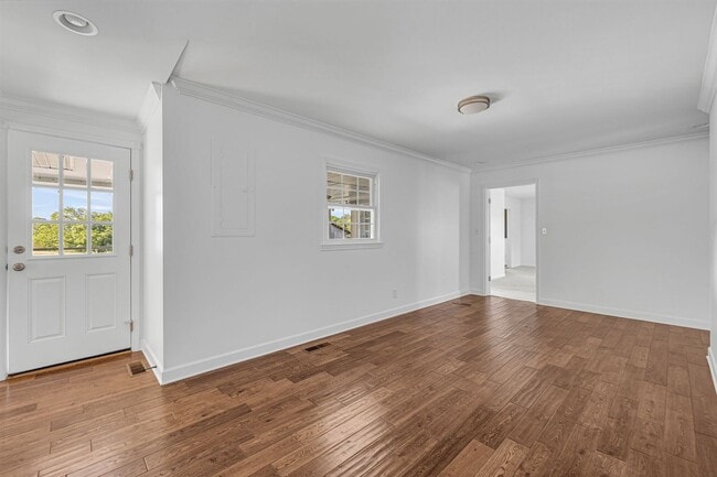 Building Photo - 4861 Bethesda Rd
