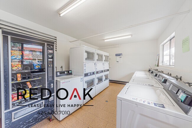 Building Photo - 3655 Artesia Blvd