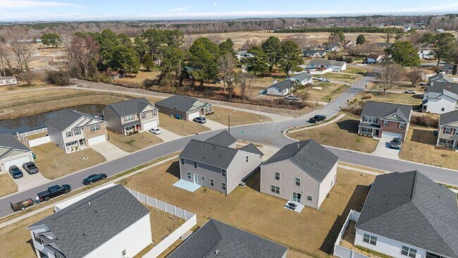 Building Photo - 4500 Sandstone Dr