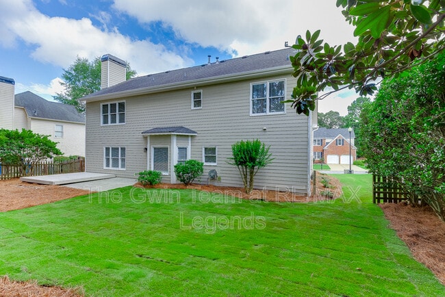 Building Photo - 1795 Lake Heights Cir