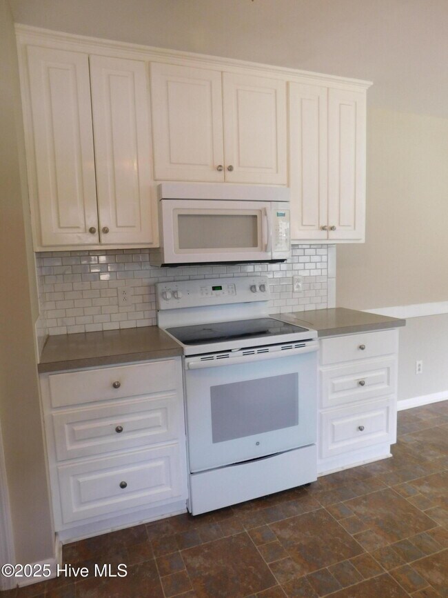 Building Photo - 509 W Wilson Creek Dr