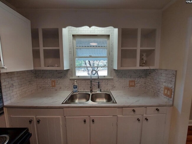 Building Photo - 1713 Lacy St