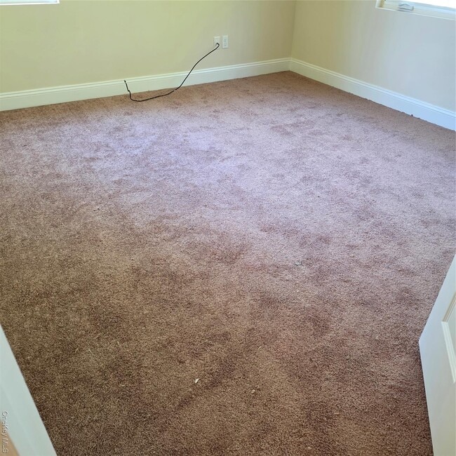 Building Photo - 3025 Sunrise Hwy