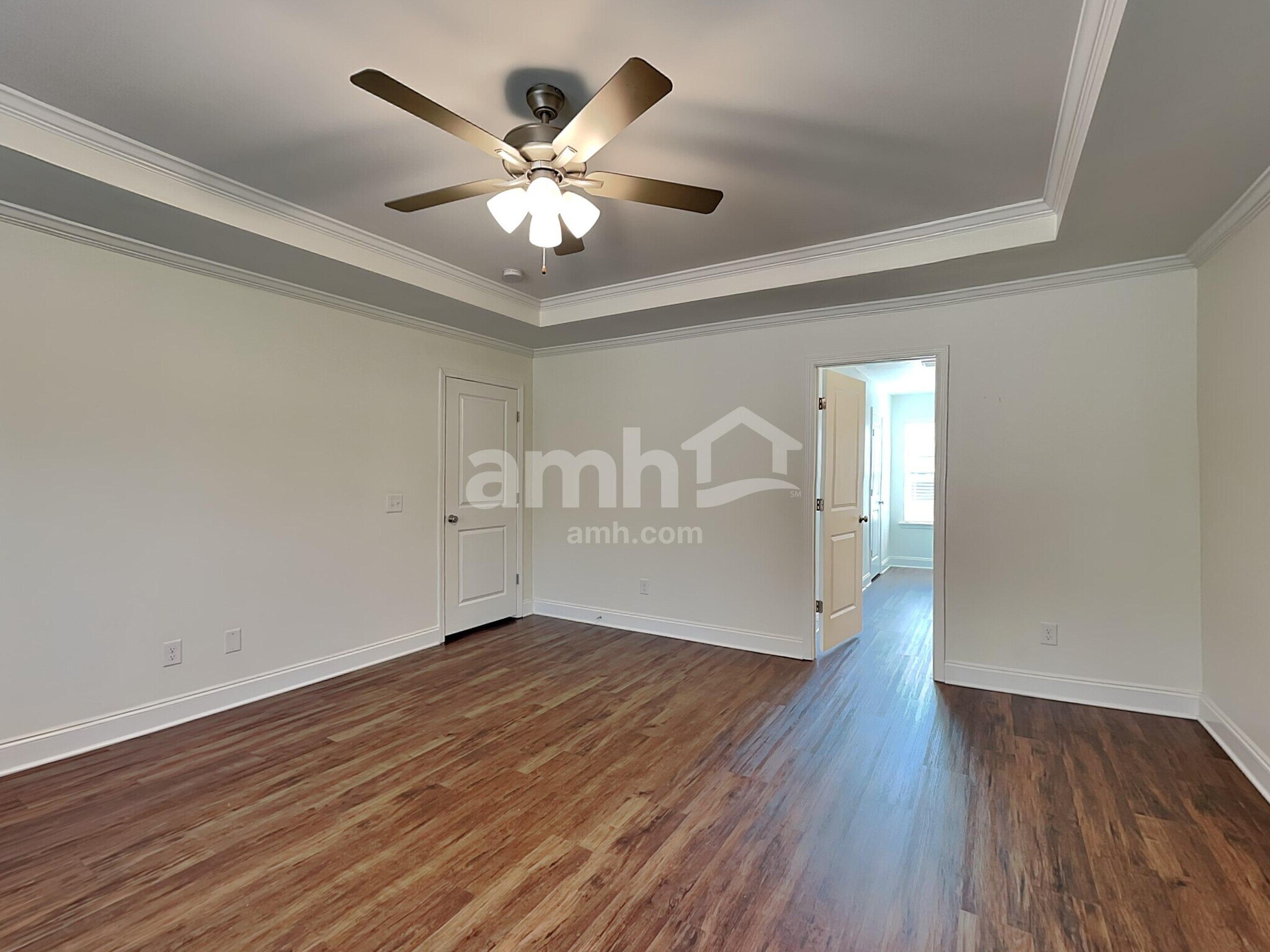 Building Photo - 5969 Hagar Vly Dr