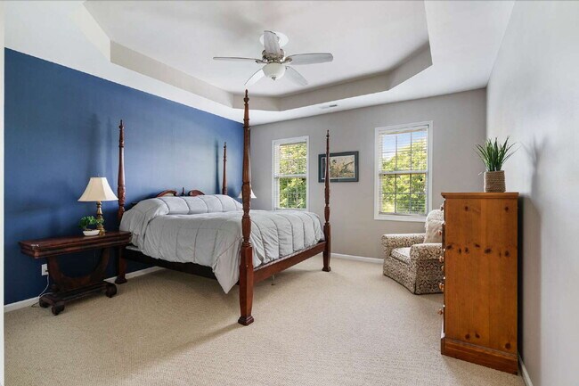 Building Photo - Charming 3-Bed/3.5 Bath Townhouse with 211...