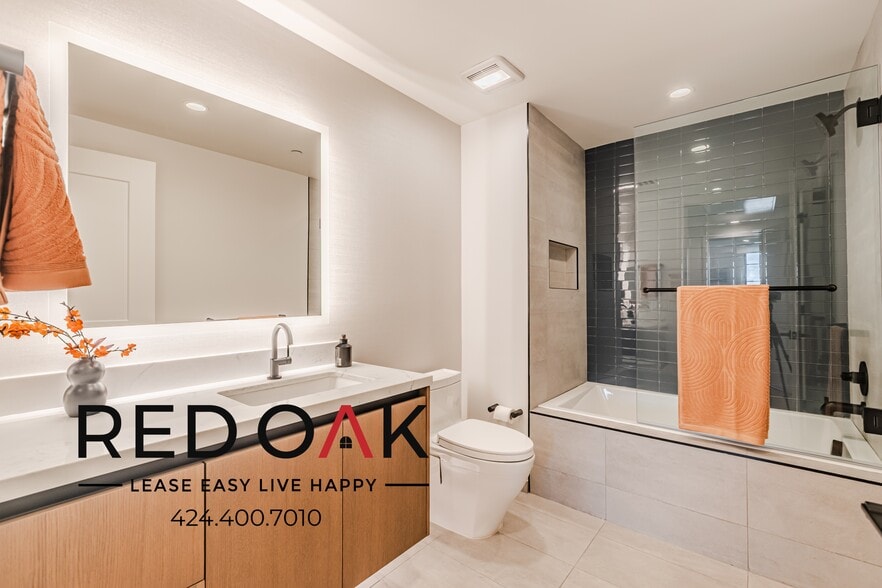 Building Photo - 1333 Orange Grove Ave