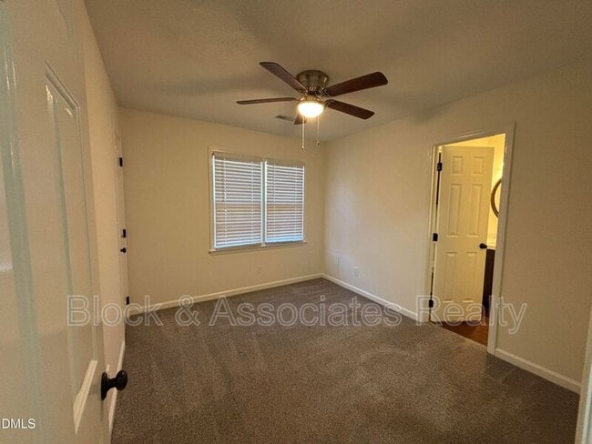 Building Photo - 728 Branniff Dr