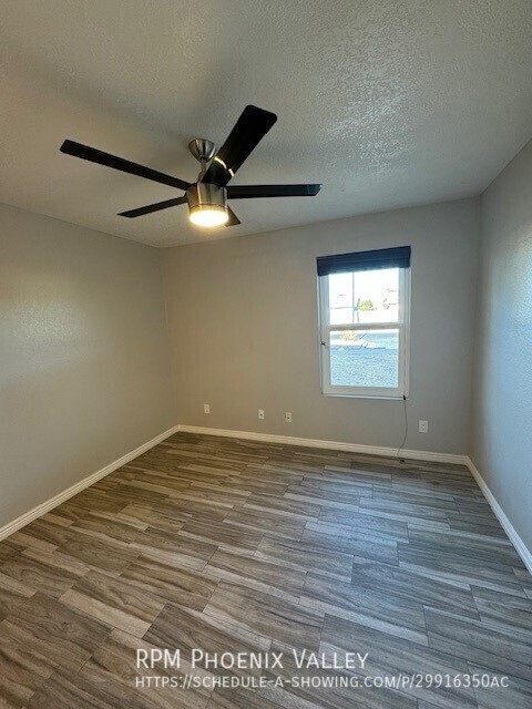 Building Photo - Updated 2 bed / 2 bath Townhome in Mesa wi...