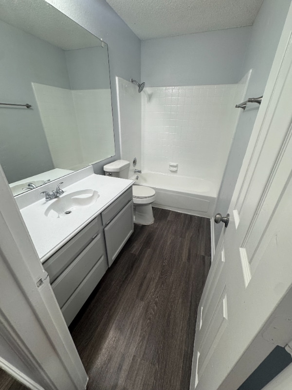 Building Photo - 7504 Bear Lake Dr