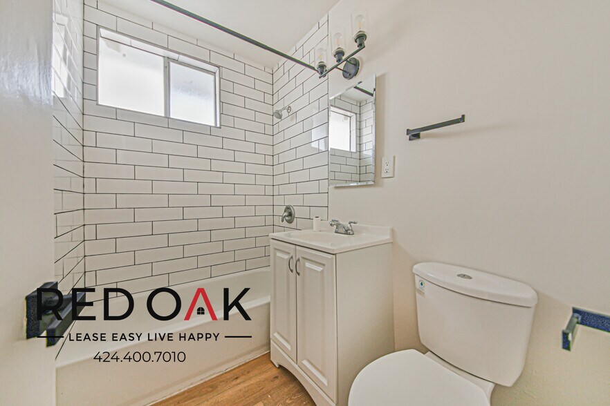 Building Photo - 8136 Constance St