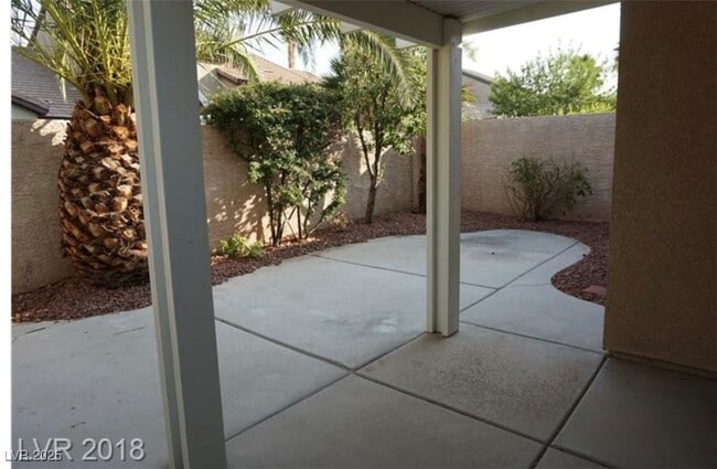 Building Photo - 10191 Birch Bluff Ln