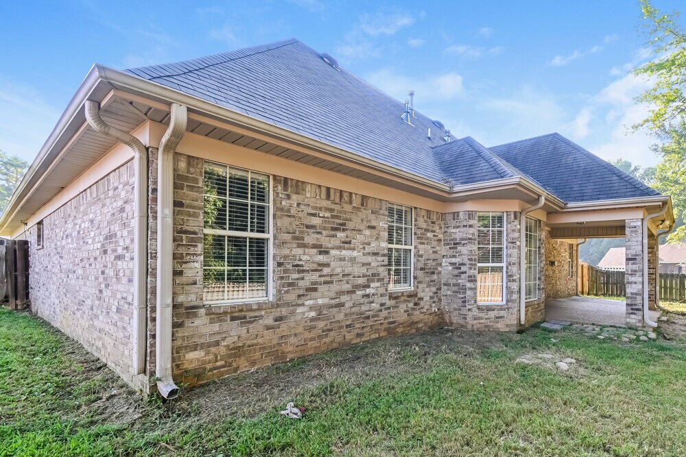 Building Photo - 157 Pebble Creek Cove E