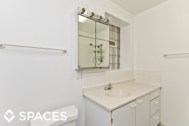 Building Photo - 1 br, 1 bath  - 1437 W Balmoral Ave 2SA