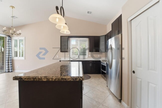 Building Photo - 10457 E Star of the Desert Dr