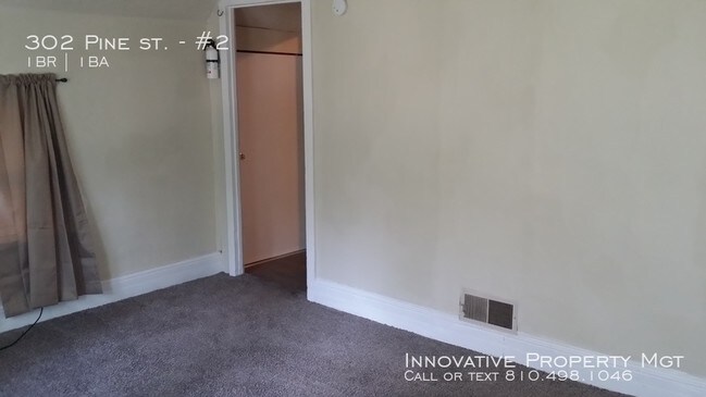 Building Photo - 302 Pine St