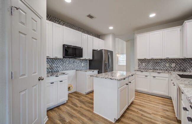 Building Photo - 22013 Dove Canyon Ln