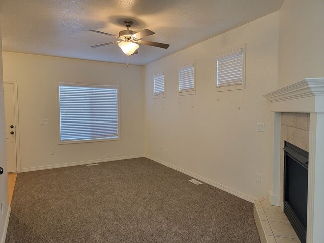 Building Photo - Great home in Middleton