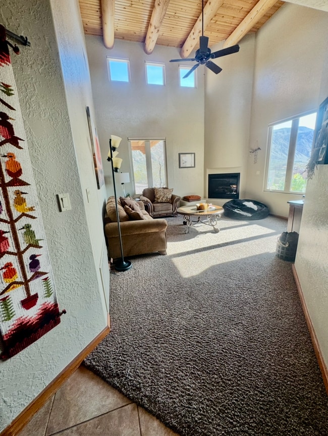 Building Photo - 3369 S 1100 W