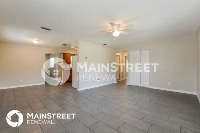 Building Photo - 540 Charles Ave