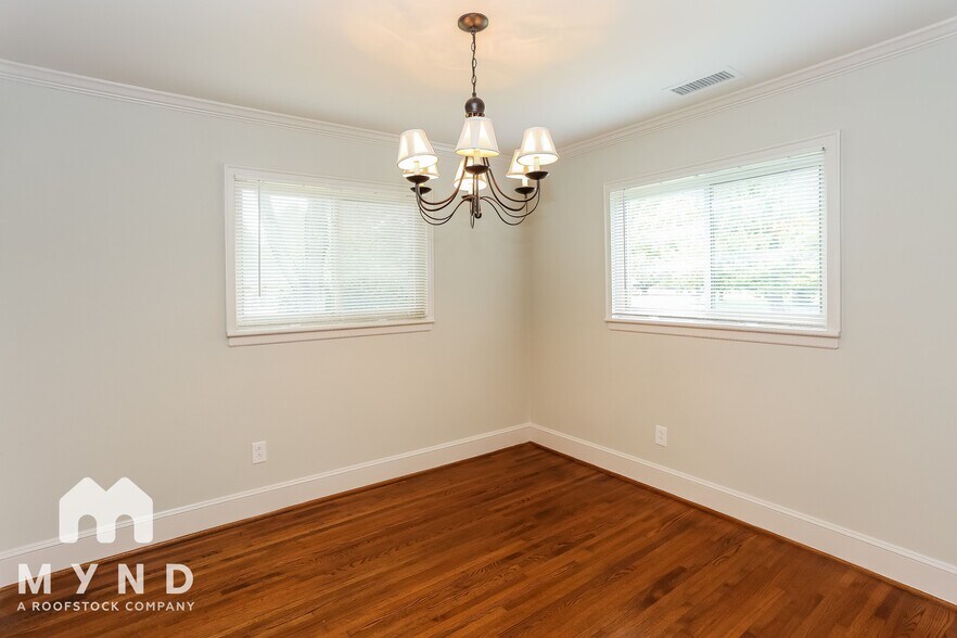 Building Photo - 1201 Manchester Ln