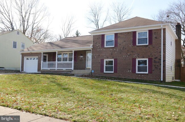 Building Photo - 6118 Tammy Dr