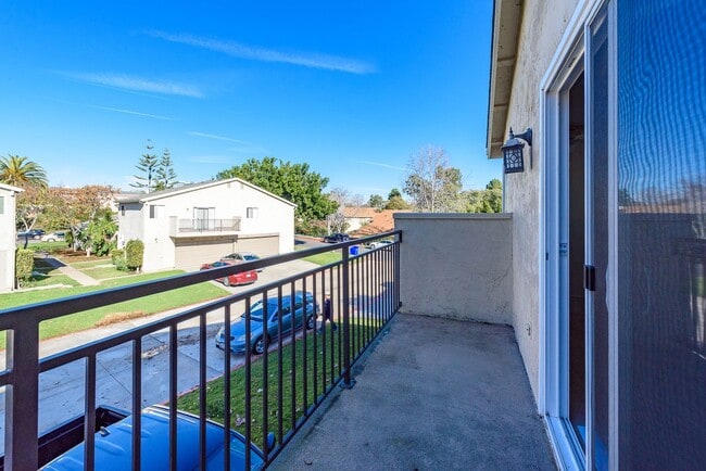 Building Photo - Serenity Abounds in University City!