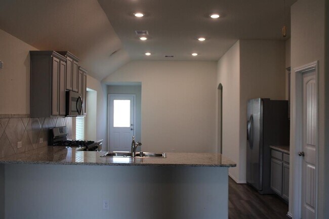 Building Photo - 9810 Copper Ranch Trail