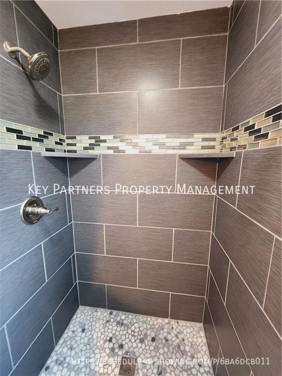 Building Photo - 5817 W 101st-