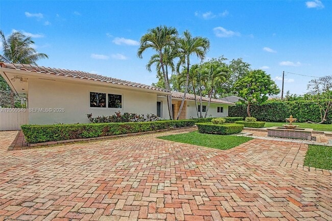 Building Photo - 7230 SW 104th St