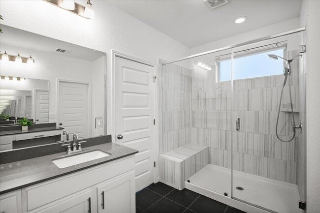 Building Photo - 405 Arrowhead Vine St