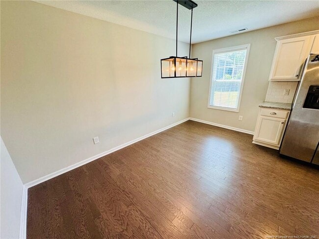 Building Photo - 843 Screech Owl Dr