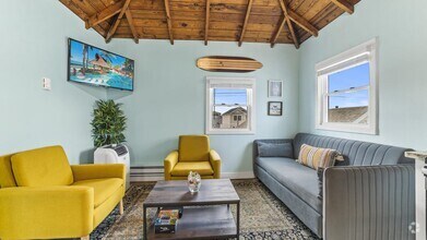 Building Photo - 171A Beachfront-